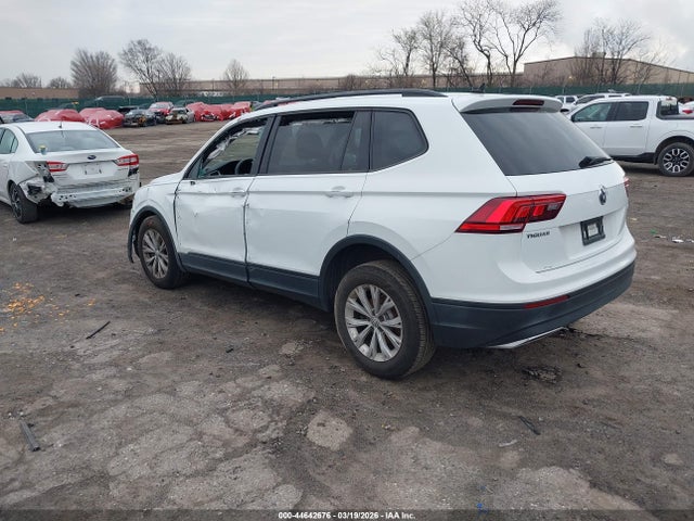 44642676 :رقم المزاد ، 3VV0B7AX1LM066056 vin ، 2020 Volkswagen Tiguan 2.0t S مزاد بيع