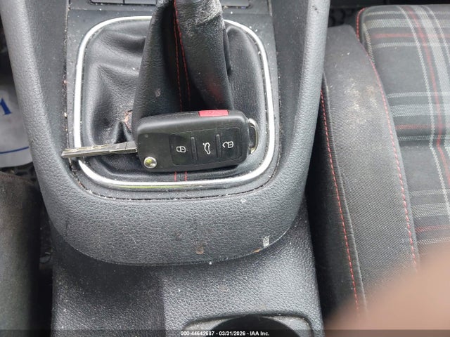 44642687 :رقم المزاد ، WVWGD7AJ6CW322369 vin ، 2012 Volkswagen Gti 4-door مزاد بيع