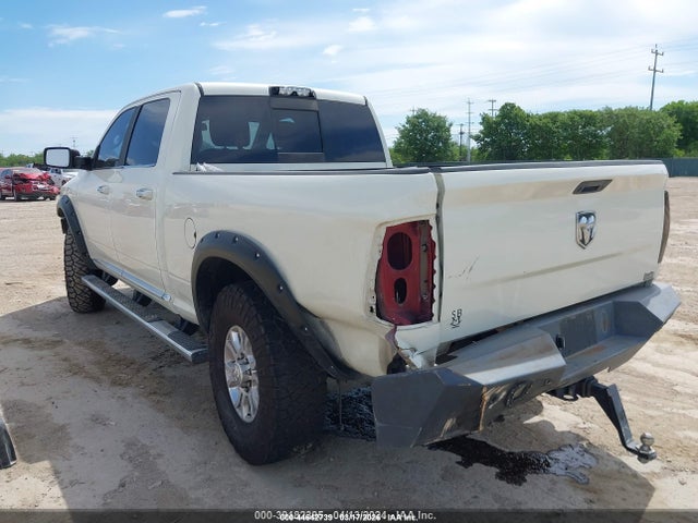 3C6UR5GL6HG609323 RAM 2500 Limited 4x4 6&#039;4 Box
