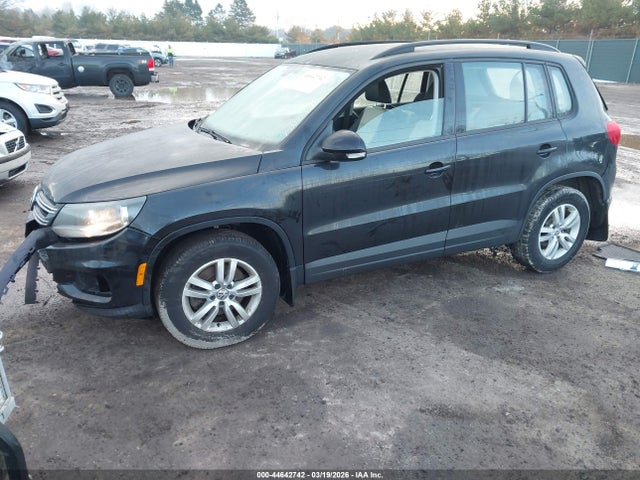 2017 Volkswagen Tiguan 2.0t/2.0t S მანქანა იყიდება აუქციონზე, vin: WVGAV7AX2HK023236, აუქციონის ნომერი: 44642742