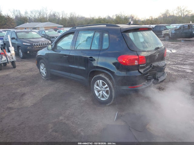 2017 Volkswagen Tiguan 2.0t/2.0t S მანქანა იყიდება აუქციონზე, vin: WVGAV7AX2HK023236, აუქციონის ნომერი: 44642742