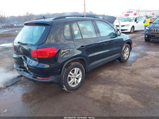 2017 Volkswagen Tiguan 2.0t/2.0t S მანქანა იყიდება აუქციონზე, vin: WVGAV7AX2HK023236, აუქციონის ნომერი: 44642742