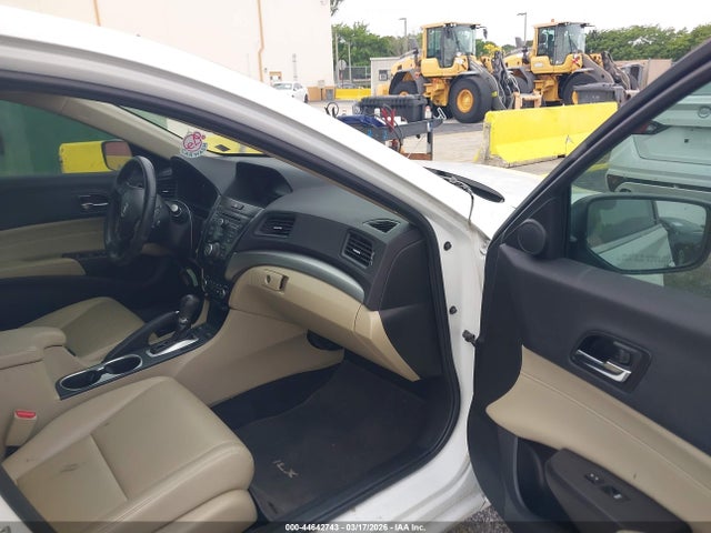 44642743 :رقم المزاد ، 19UDE2F32JA009814 vin ، 2018 Acura Ilx Acurawatch Plus Package مزاد بيع