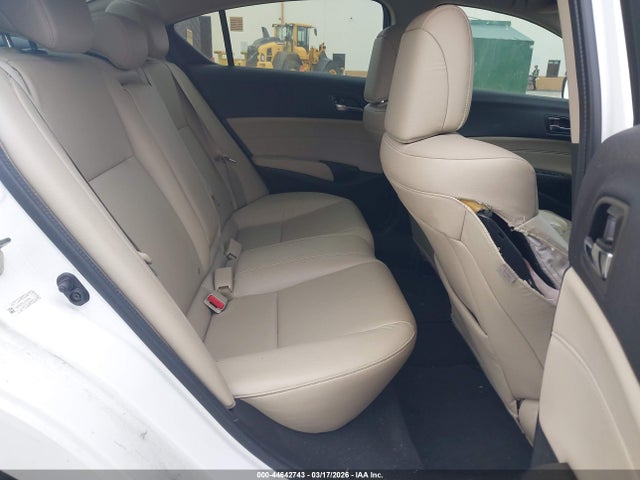 44642743 :رقم المزاد ، 19UDE2F32JA009814 vin ، 2018 Acura Ilx Acurawatch Plus Package مزاد بيع
