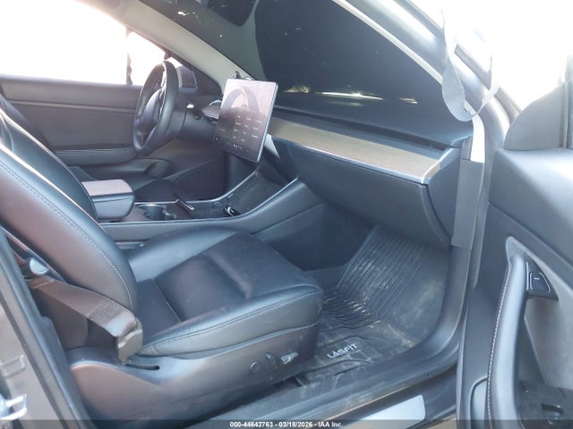 Продаж на аукціоні авто 2019 Tesla Model 3 Long Range/mid Range/standard Range/standard Range Plus, vin: 5YJ3E1EA7KF396423, номер лоту: 44642763