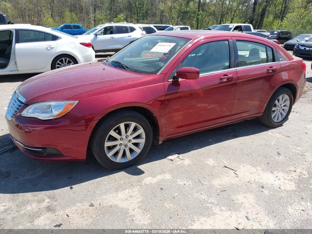2011 Chrysler 200 Touring მანქანა იყიდება აუქციონზე, vin: 1C3BC1FB6BN504982, აუქციონის ნომერი: 44642775