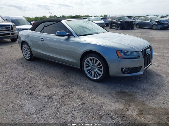 2011 AUDI A5 WAUTFAFH3BN016744 Photo 0