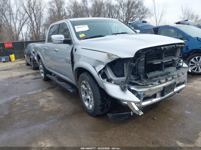44642777 :رقم المزاد ، 1C6RR7NT3HS801022 vin ، 2017 Ram 1500 Laramie  4x4 5'7 Box مزاد بيع