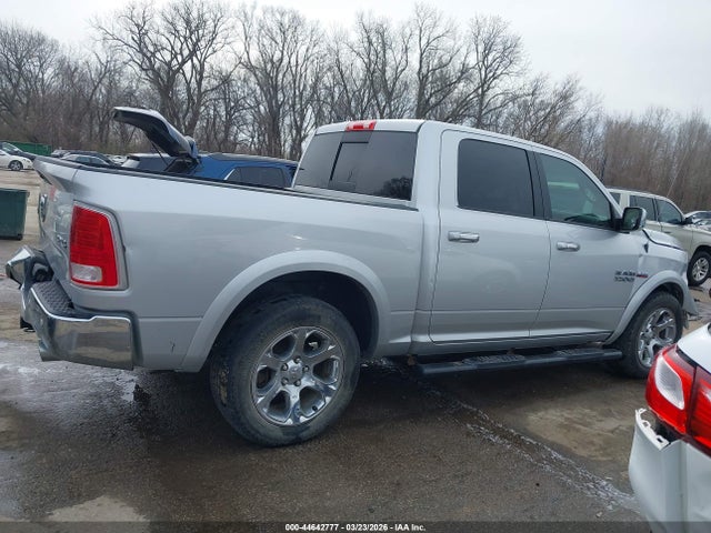 44642777 :رقم المزاد ، 1C6RR7NT3HS801022 vin ، 2017 Ram 1500 Laramie  4x4 5'7 Box مزاد بيع