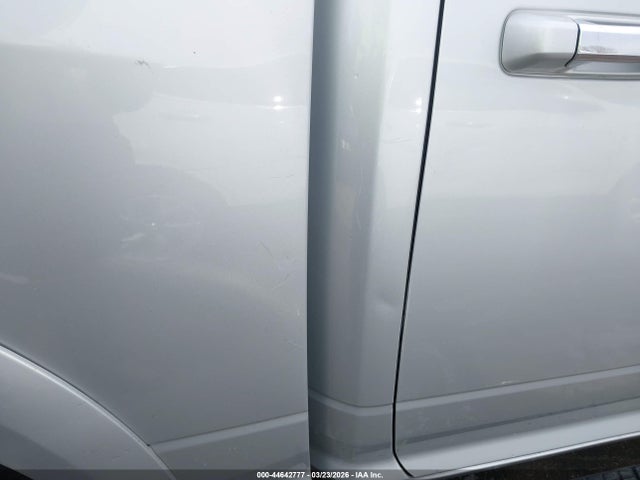 44642777 :رقم المزاد ، 1C6RR7NT3HS801022 vin ، 2017 Ram 1500 Laramie  4x4 5'7 Box مزاد بيع