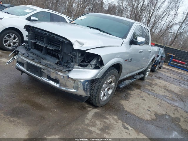 44642777 :رقم المزاد ، 1C6RR7NT3HS801022 vin ، 2017 Ram 1500 Laramie  4x4 5'7 Box مزاد بيع