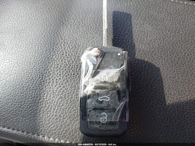44642792 :رقم المزاد ، 3VWDX7AJ2DM365678 vin ، 2013 Volkswagen Jetta 2.5l Se مزاد بيع