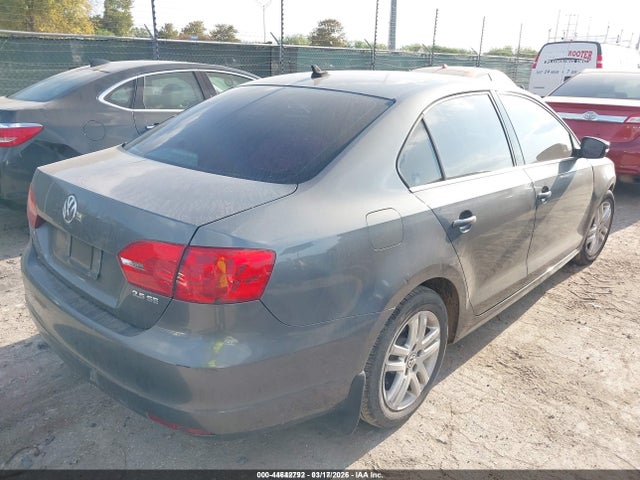 44642792 :رقم المزاد ، 3VWDX7AJ2DM365678 vin ، 2013 Volkswagen Jetta 2.5l Se مزاد بيع