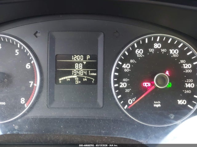 44642792 :رقم المزاد ، 3VWDX7AJ2DM365678 vin ، 2013 Volkswagen Jetta 2.5l Se مزاد بيع