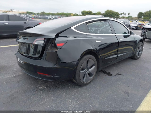 2018 TESLA MODEL 3 5YJ3E1EA8JF010171 Photo 3