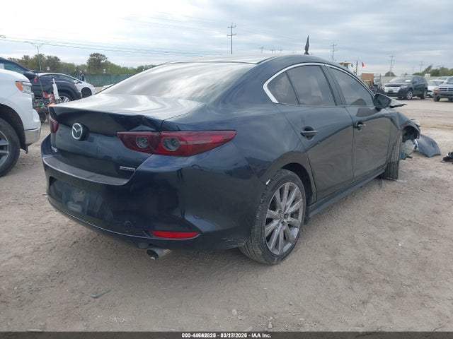 Mazda Mazda3 Select Package 2020 JM1BPACLXL1175807 Image 4