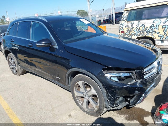 2018 MERCEDES-BENZ GLC 300 WDC0G4JB2JV016976