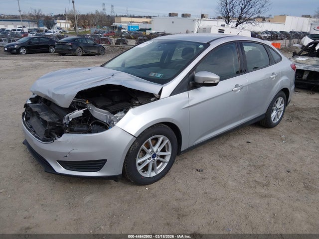 1FADP3FEXJL200486 Ford FOCUS SE