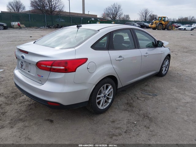 1FADP3FEXJL200486 Ford FOCUS SE