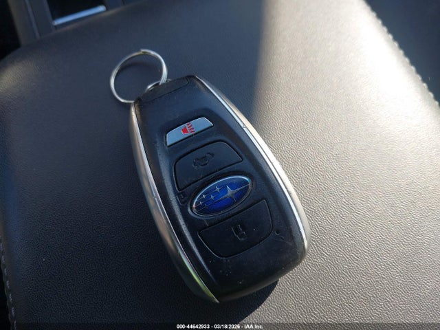 Продаж на аукціоні авто 2015 Subaru Legacy 2.5i Limited, vin: 4S3BNAL64F3023370, номер лоту: 44642933