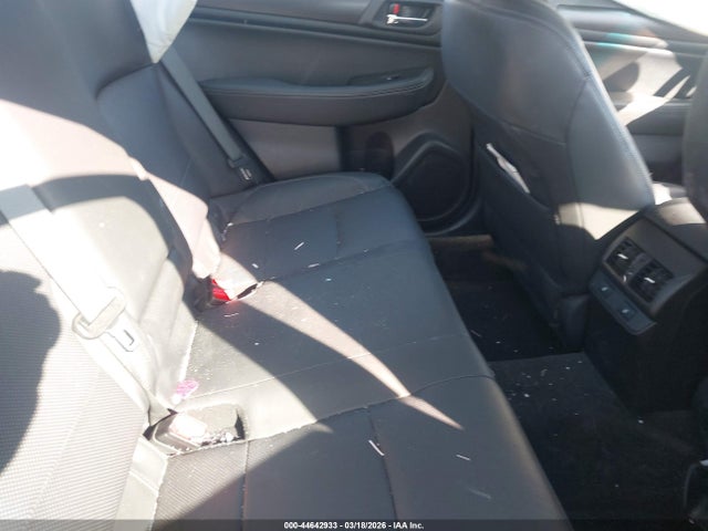 Продаж на аукціоні авто 2015 Subaru Legacy 2.5i Limited, vin: 4S3BNAL64F3023370, номер лоту: 44642933