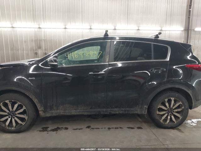 Продажа на аукционе авто 2017 Kia Sportage Ex, vin: KNDPNCAC5H7116999, номер лота: 44642937