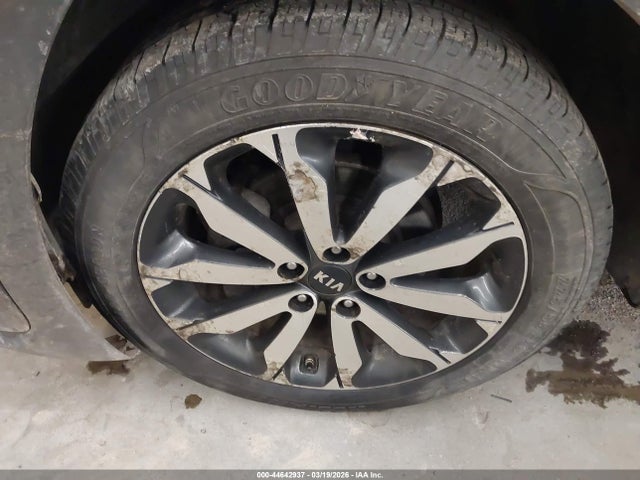 Продажа на аукционе авто 2017 Kia Sportage Ex, vin: KNDPNCAC5H7116999, номер лота: 44642937