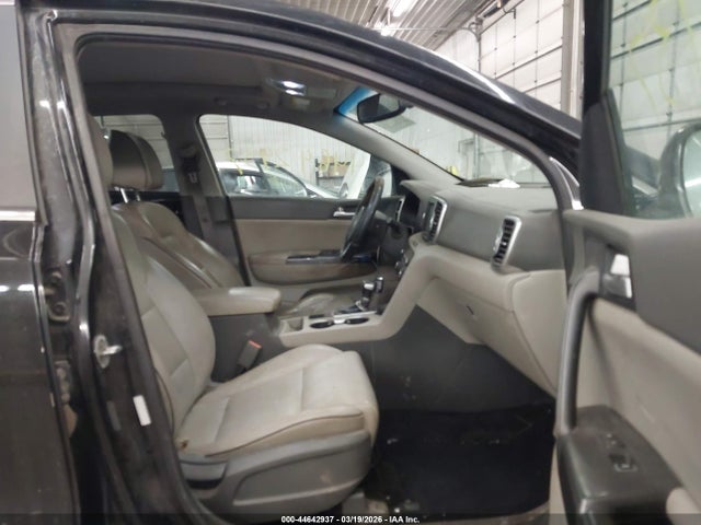 Продажа на аукционе авто 2017 Kia Sportage Ex, vin: KNDPNCAC5H7116999, номер лота: 44642937