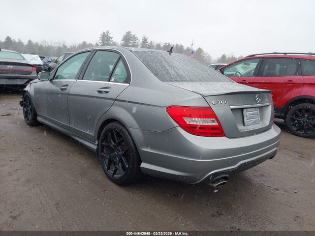 Aukcja sprzedaży 2013 Mercedes-benz C 300 Sport 4matic, vin: WDDGF8ABXDR278990, numer aukcji: 44642948
