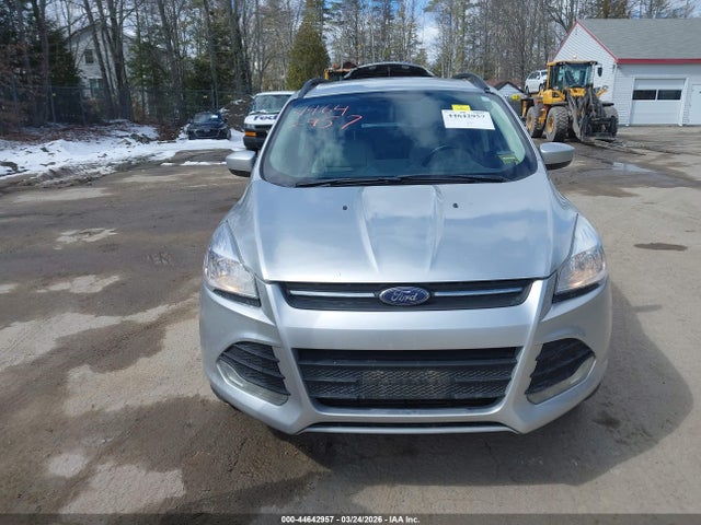 Продажа на аукционе авто 2015 Ford Escape Se, vin: 1FMCU9G98FUB13556, номер лота: 44642957