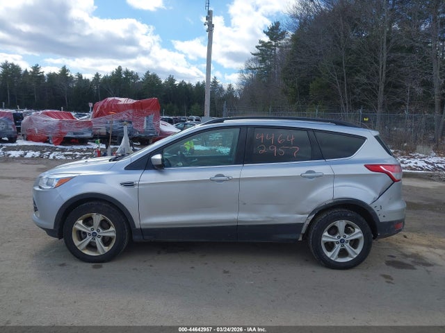 Продажа на аукционе авто 2015 Ford Escape Se, vin: 1FMCU9G98FUB13556, номер лота: 44642957