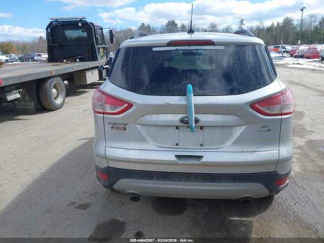 Продажа на аукционе авто 2015 Ford Escape Se, vin: 1FMCU9G98FUB13556, номер лота: 44642957