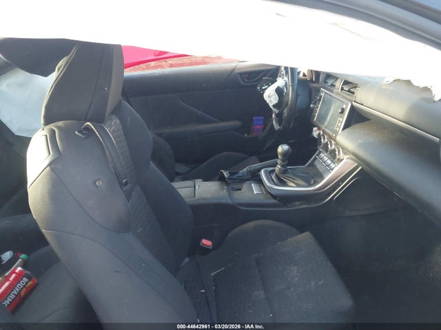 Продажа на аукционе авто 2023 Toyota Gr86, vin: JF1ZNBB11P9763604, номер лота: 44642961