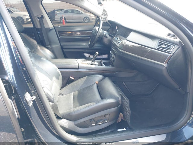 2011 BMW 750LI WBAKC8C55BC434239 Photo 4