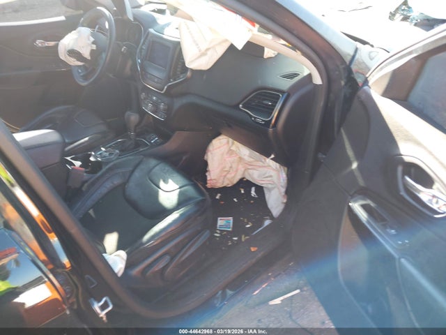 2021 JEEP CHEROKEE 1C4PJLLB5MD208237 Photo 4