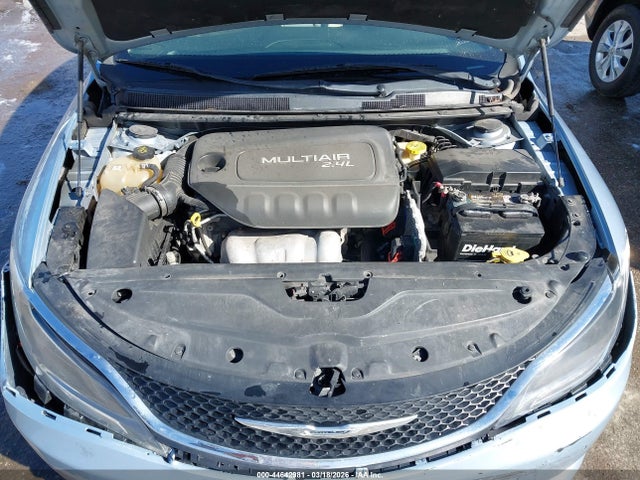 Продаж на аукціоні авто 2015 Chrysler 200 C, vin: 1C3CCCCB0FN742496, номер лоту: 44642981