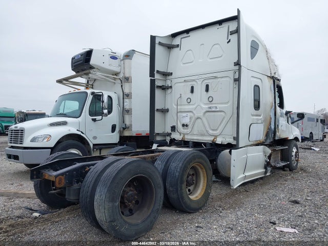 Aukcja sprzedaży 2018 Freightliner New Cascadia 126, vin: 3AKJHHDR1JSJY0008, numer aukcji: 44642982