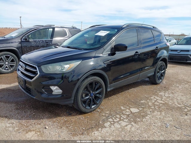 1FMCU0GD9HUC65381 Ford ESCAPE SE