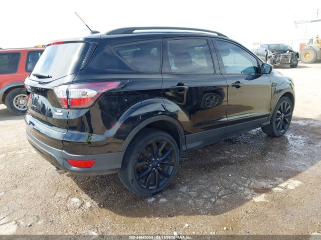1FMCU0GD9HUC65381 Ford ESCAPE SE