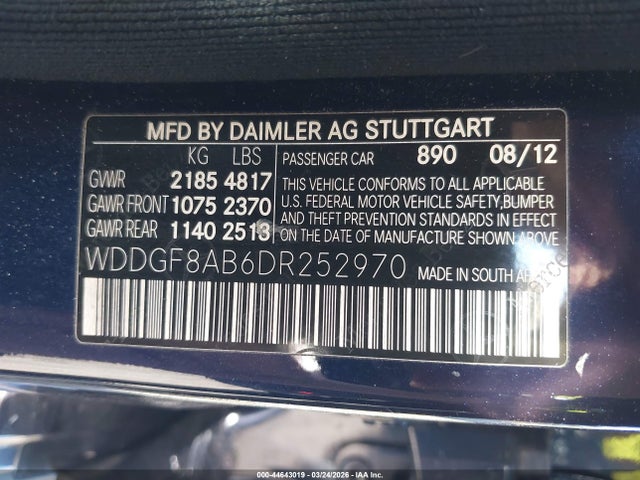 2013 Mercedes-benz C 300 Luxury 4matic მანქანა იყიდება აუქციონზე, vin: WDDGF8AB6DR252970, აუქციონის ნომერი: 44643019