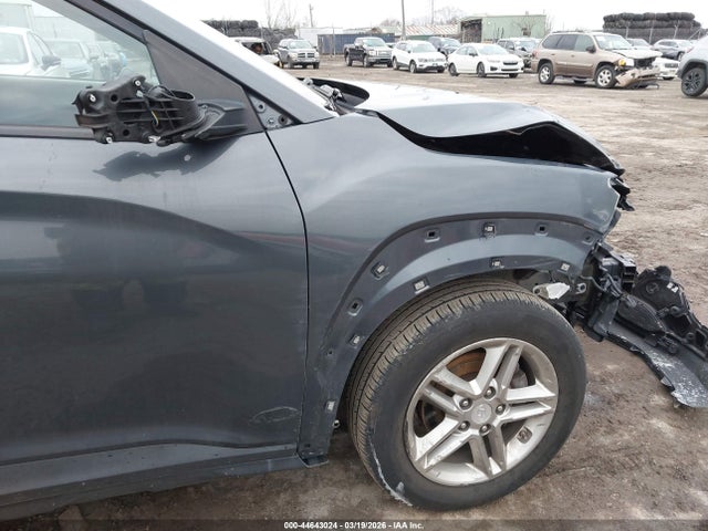 KM8K12AA9KU244066 Hyundai Kona Se