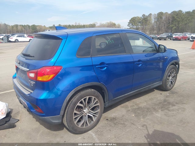 2018 MITSUBISHI OUTLANDER SPORT JA4AP3AW0JZ006277 Photo 3