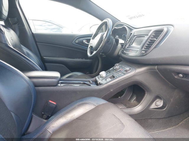 Продаж на аукціоні авто 2015 Chrysler 200 S, vin: 1C3CCCBB2FN759835, номер лоту: 44643090