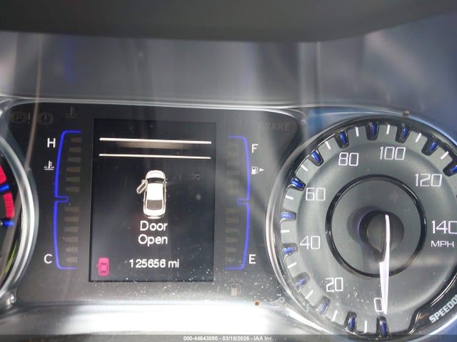 Продаж на аукціоні авто 2015 Chrysler 200 S, vin: 1C3CCCBB2FN759835, номер лоту: 44643090