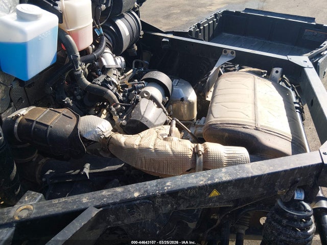 44643107 :رقم المزاد ، 3JBUVAX46SK012850 vin ، 2025 Can-am Defender Limited Cab Hd10 مزاد بيع