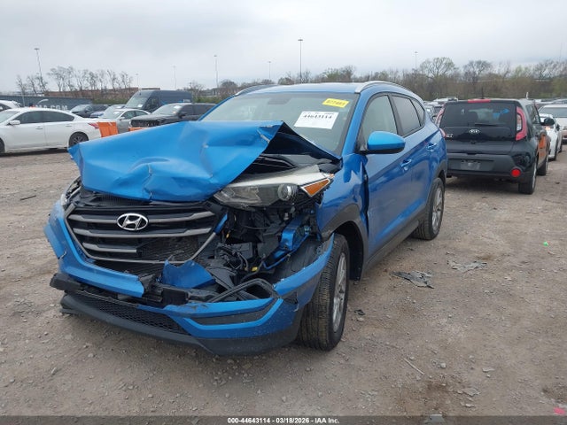 Продаж на аукціоні авто 2016 Hyundai Tucson Se, vin: KM8J33A40GU194655, номер лоту: 44643114