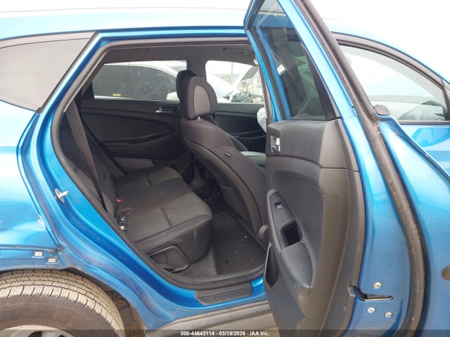 Продаж на аукціоні авто 2016 Hyundai Tucson Se, vin: KM8J33A40GU194655, номер лоту: 44643114
