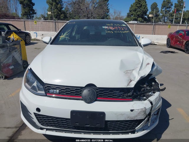 3VW5T7AU0FM015060 Volkswagen Golf Gti 2.0t Se 4-door