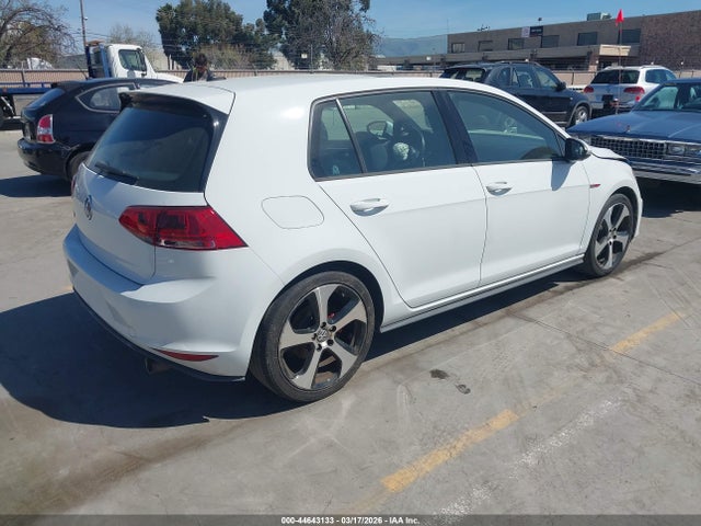 3VW5T7AU0FM015060 Volkswagen Golf Gti 2.0t Se 4-door