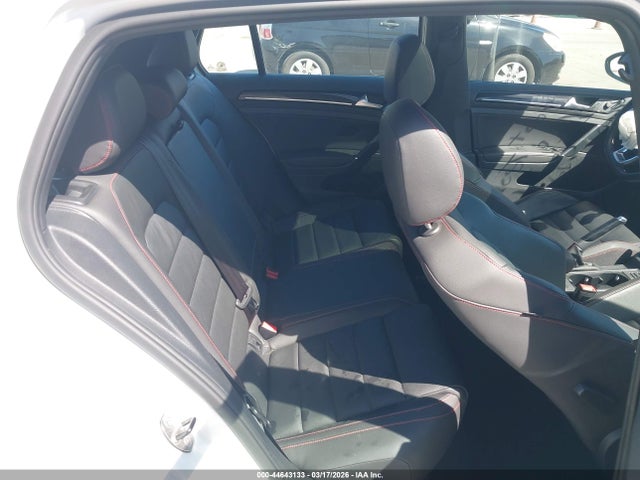 3VW5T7AU0FM015060 Volkswagen Golf Gti 2.0t Se 4-door
